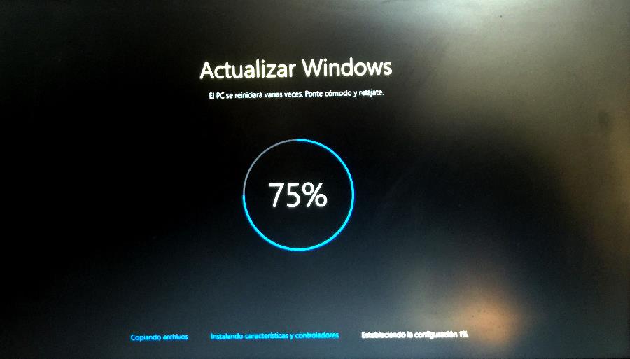 Fase 2 Instalando características y controladores actualización de windows 10